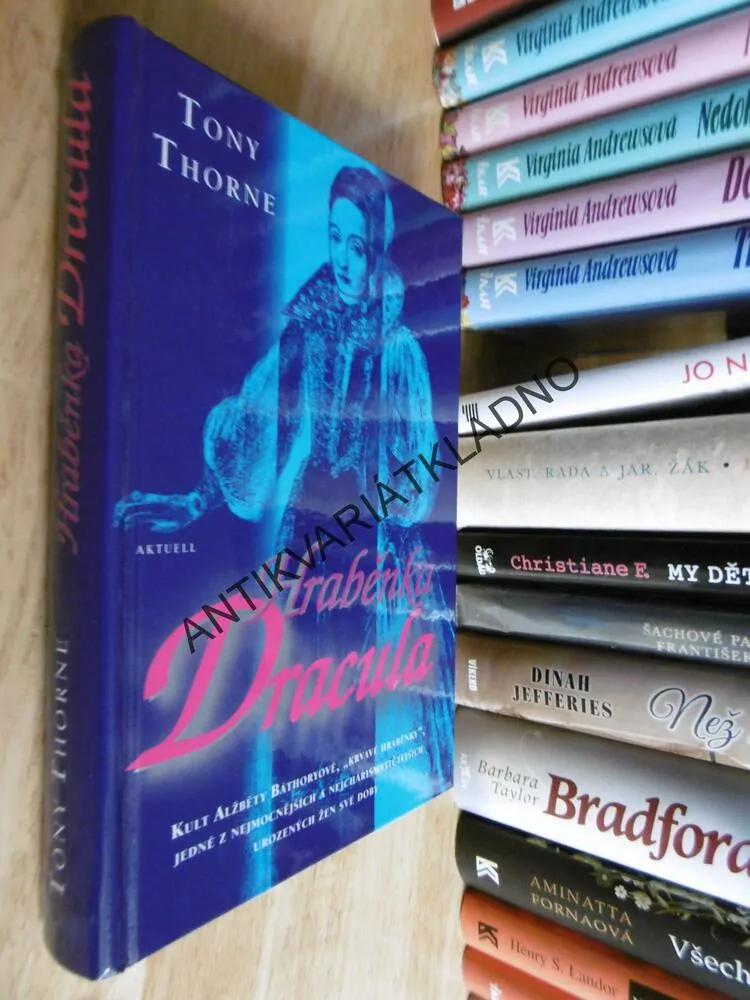 HRABĚNKA DRACULA, TONY THORNE, **an