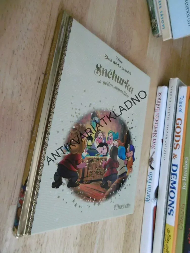 SNĚHURKA A SEDM TRPASLÍKŮ, WALT DISNEY, ZLATÁ SBÍRKA POHÁDEK 2., **an