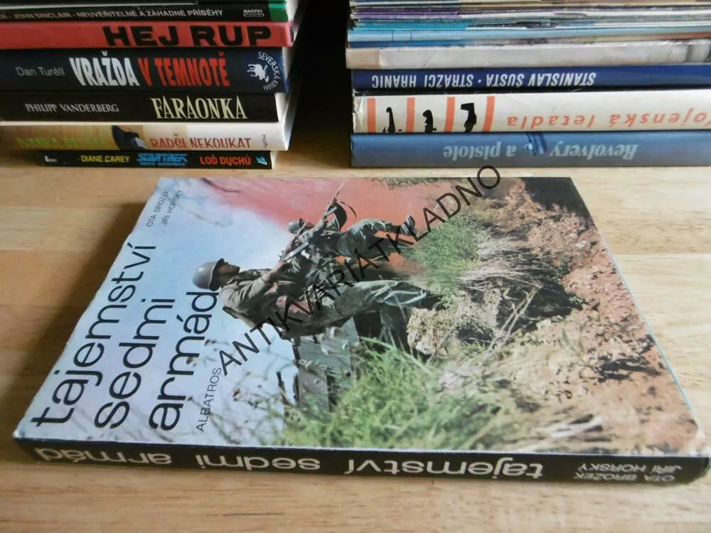 TAJEMSTVÍ SEDMI ARMÁD, OTA BROŽEK, JIŘÍ HORSKÝ, 1975