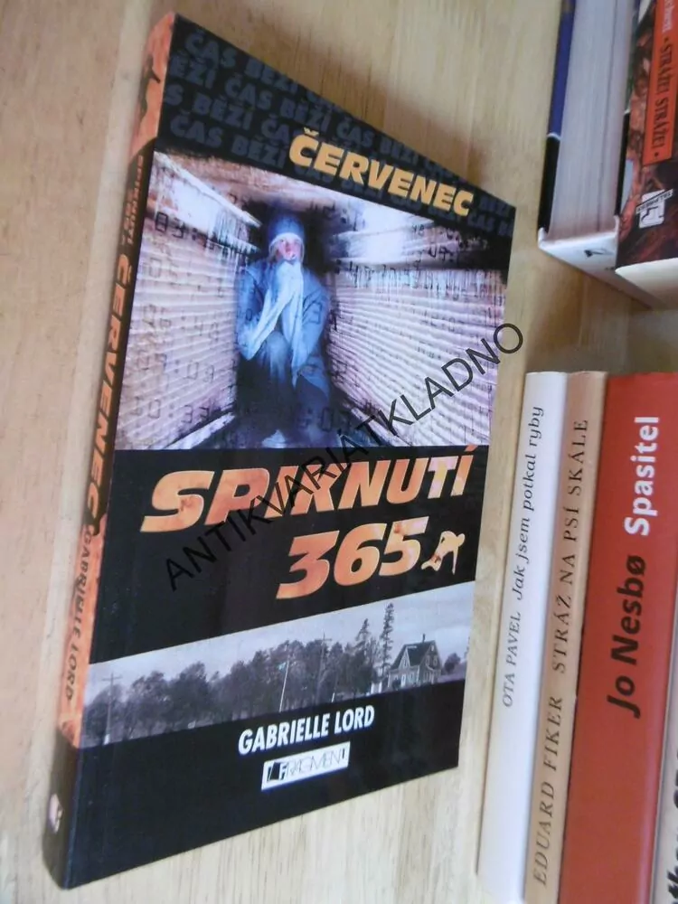 SPIKNUTÍ 365, ČERVENEC, GABRIELLE LORD, **an
