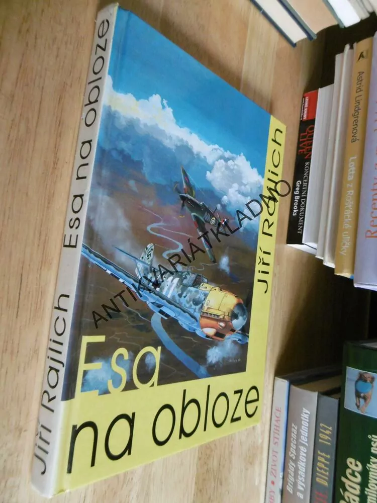ESA NA OBLOZE, JIŘÍ RAJLICH, **an