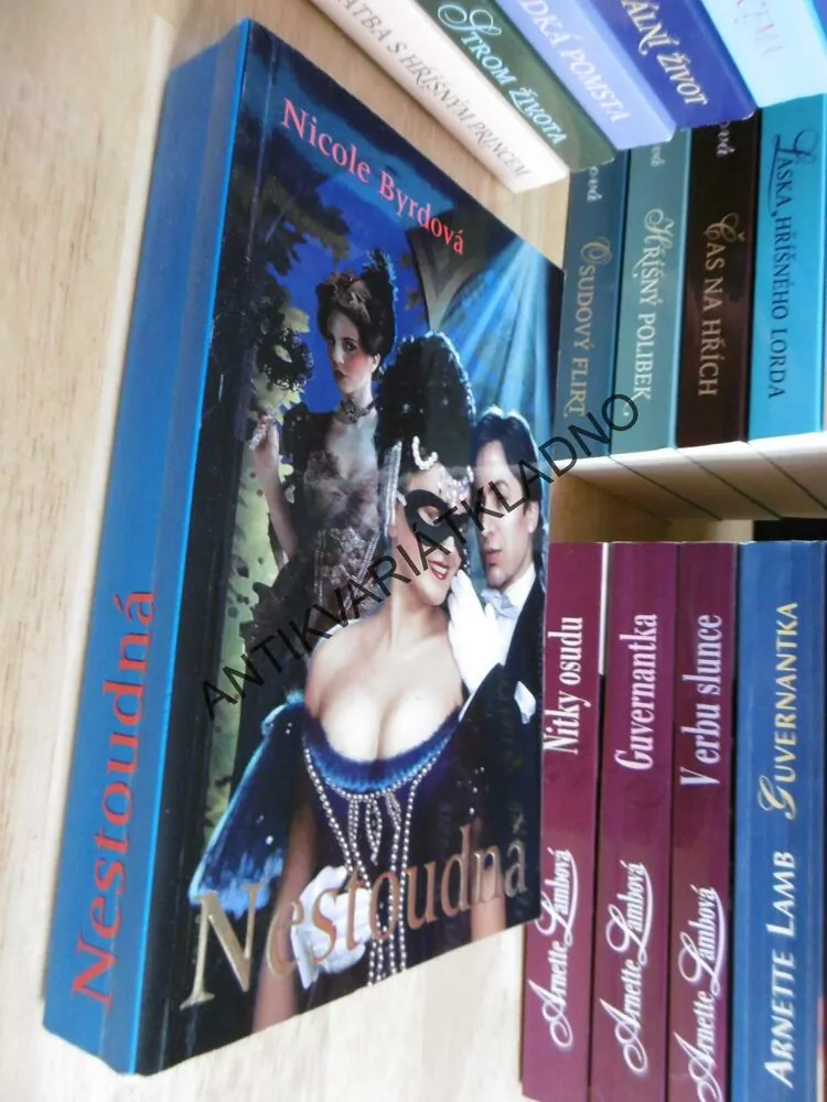 NESTOUDNÁ, NICOLE BYRDOVÁ, **an