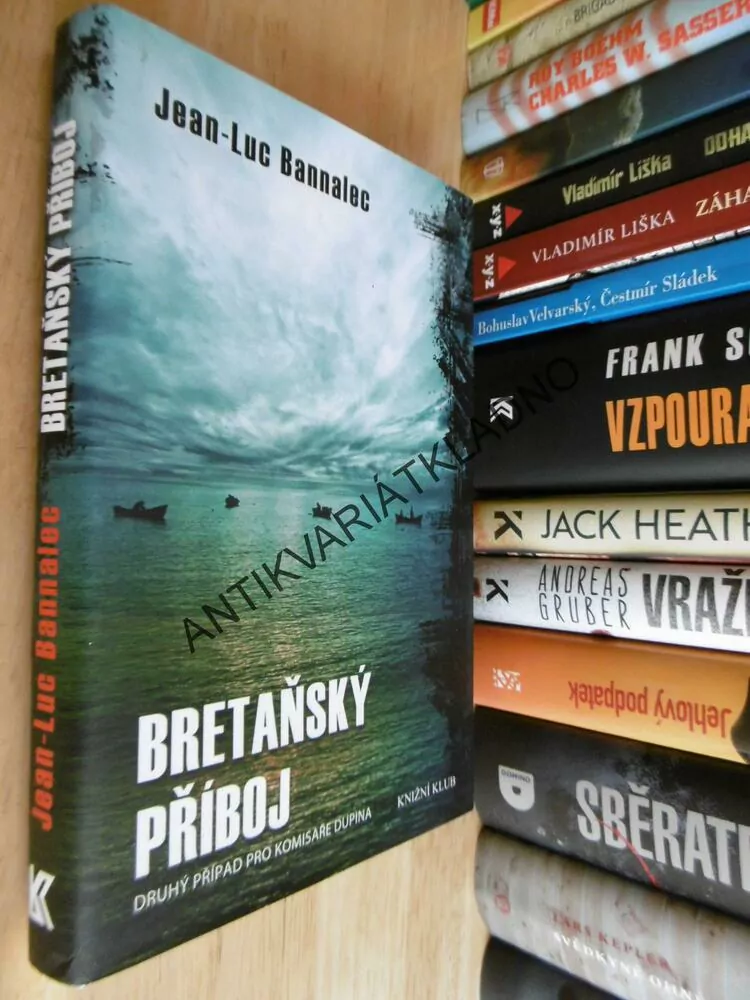 BRETAŇSKÝ PŘÍBOJ, JEAN-LUC BANNALEC, **an