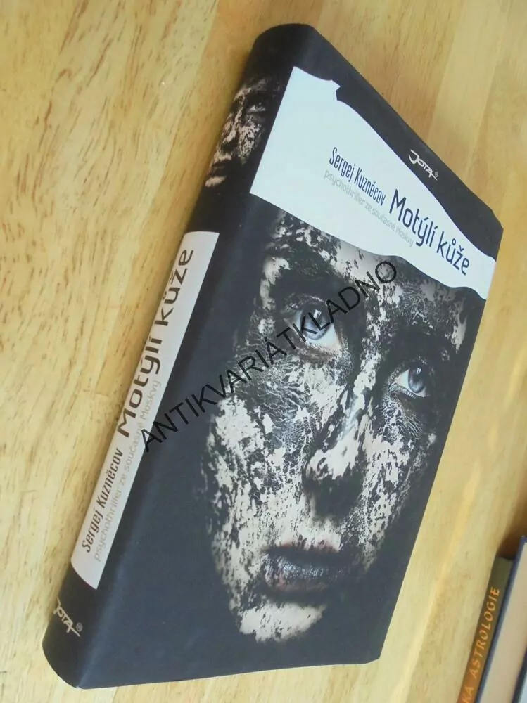 MOTÝLÍ KŮŽE, PSYCHOTHRILLER ZE SOUČASNÉ MOSKVY,KUZNĚCOV, **an