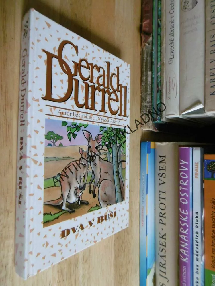 DVA V BUŠI, GERALD DURRELL, **an