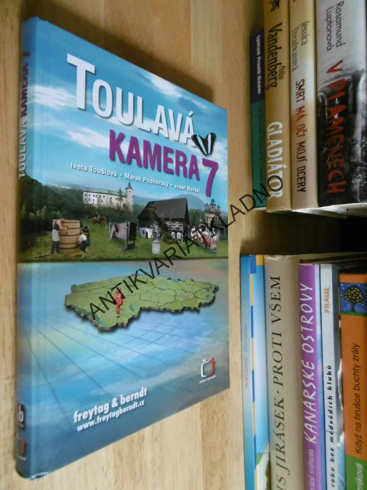 TOULAVÁ KAMERA 7., TOUŠLOVÁ, MARŠÁL, **an