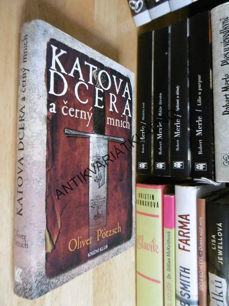 KATOVA DCERA A ČERNÝ MNICH, OLIVER PÖTZSCH, **an
