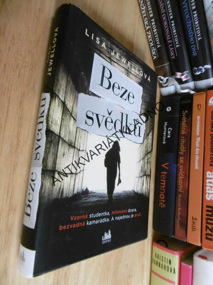 BEZE SVĚDKŮ, LISA JEWELLOVÁ, **an