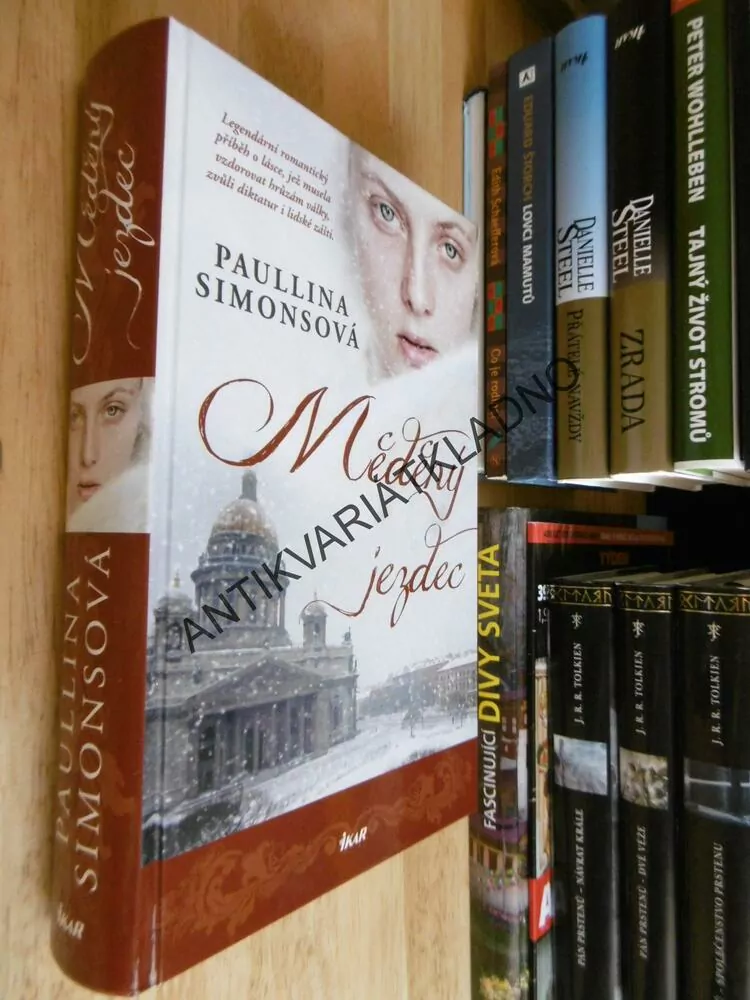 MĚDĚNÝ JEZDEC, PAULLINA SIMONSOVÁ, **an