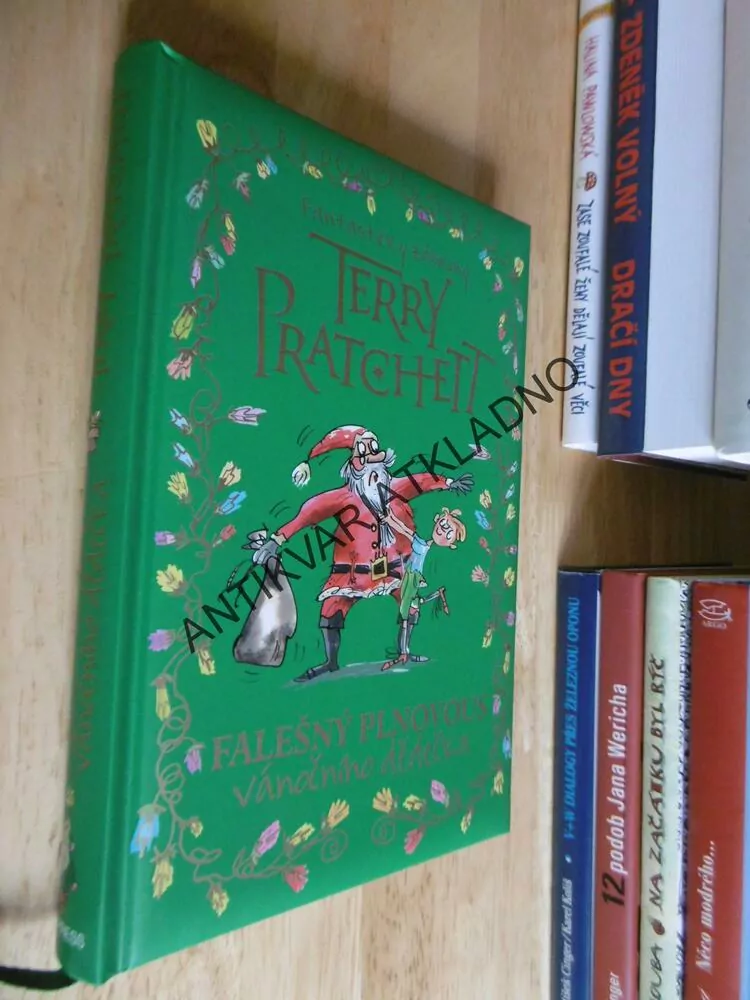 FALEŠNÝ PLNOVOUS VÁNOČNÍHO DĚDEČKA, FANTASTICKY ZÁBAVNÝ TERRY PRATCHETT