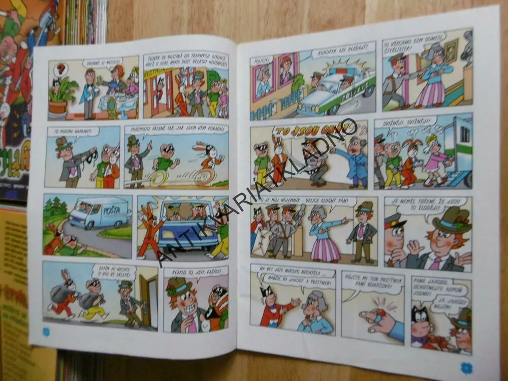 ČTYŘLÍSTEK 356 - POSLUŠNÉ JAHODY