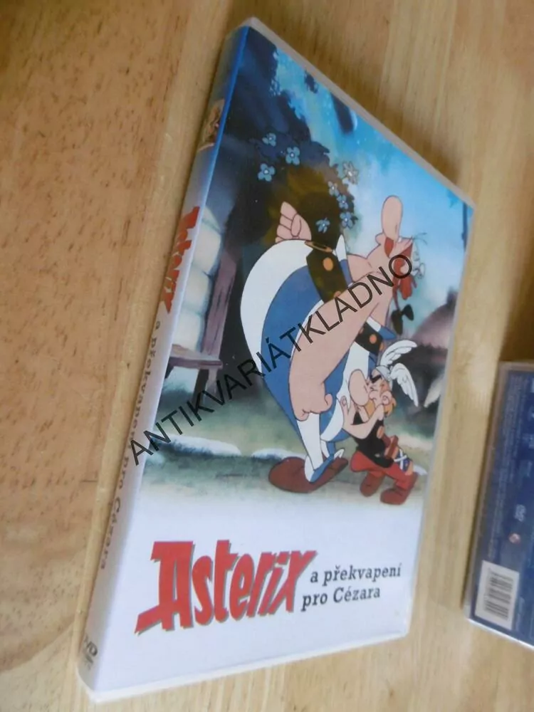 ASTERIX A PŘEKVAPENÍ PRO CÉZARA, DVD FILM