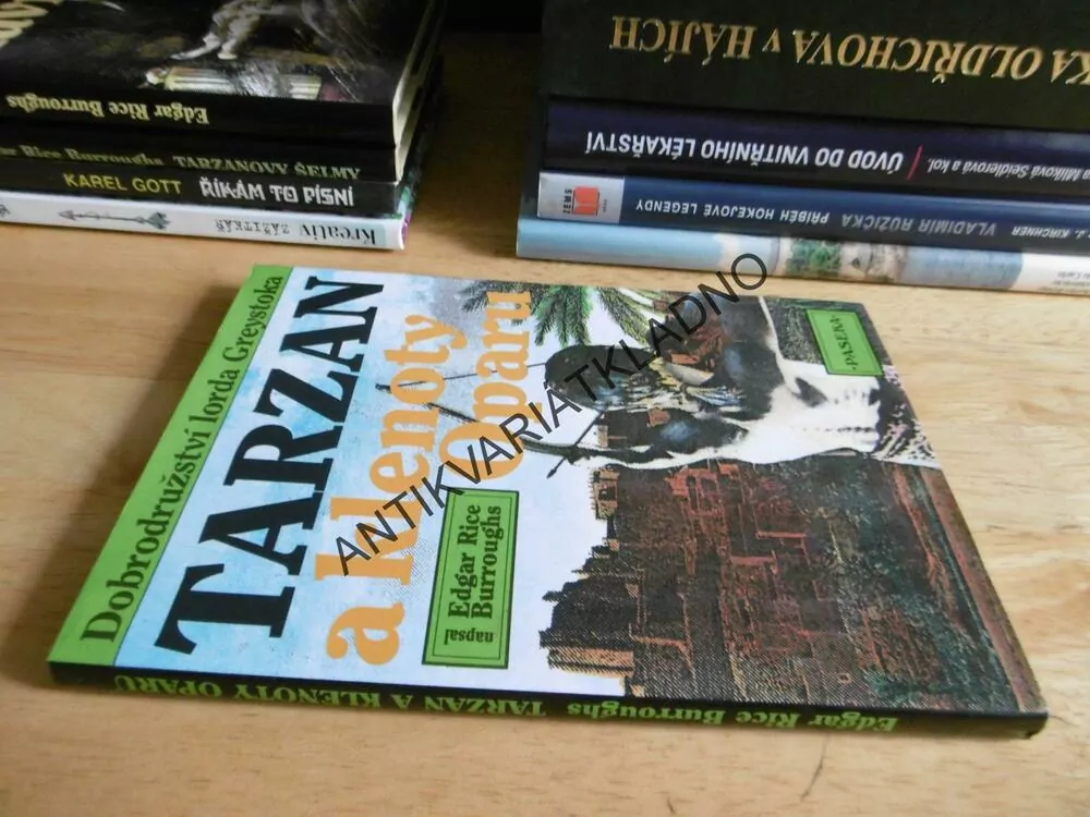 TARZAN A KLENOTY OPARU, 5., DOBRODRUŽSTVÍ LORDA GREYSTOKA, EDGAR RICE BURROUGHS, **an