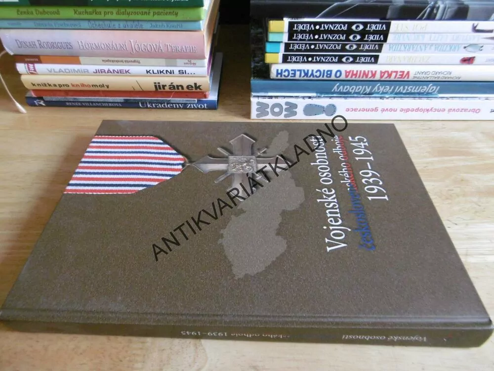 VOJENSKÉ OSOBNOSTI ČESKOSLOVENSKÉHO ODBOJE 1939-45, **an
