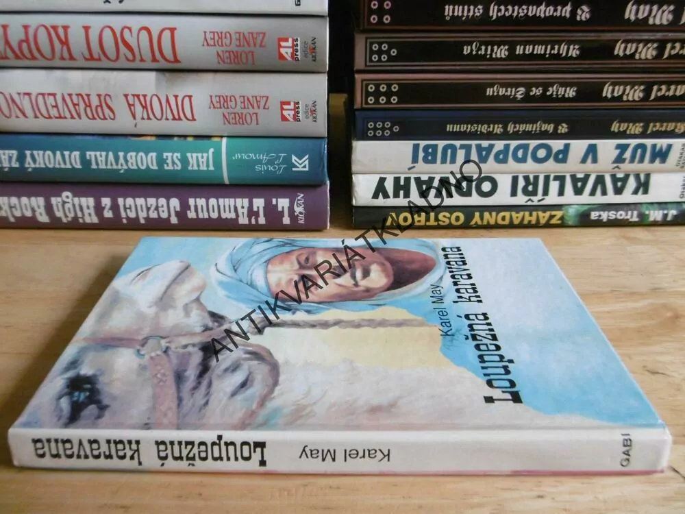 LOUPEŽNÁ KARAVANA, KAREL MAY, JAN HORA