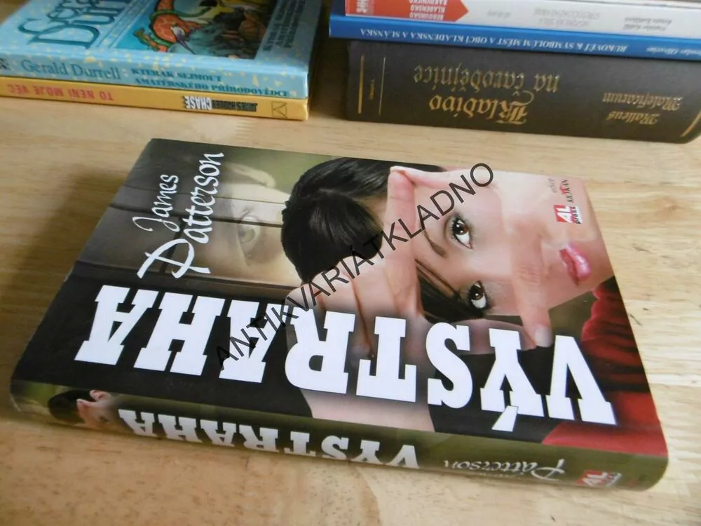VÝSTRAHA, JAMES PATTERSON,**an