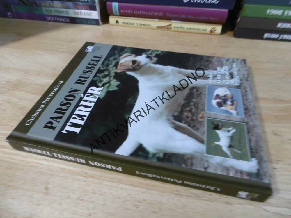 PARSON RUSSELL TERIÉR, CHRISTINA PETTERSALLOVÁ, **an