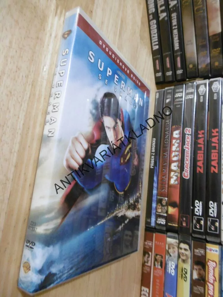 SUPERMAN SE VRACÍ, DVD FILM