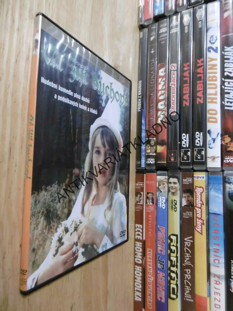 AŤ ŽIJÍ DUCHOVÉ, DVD FILM 