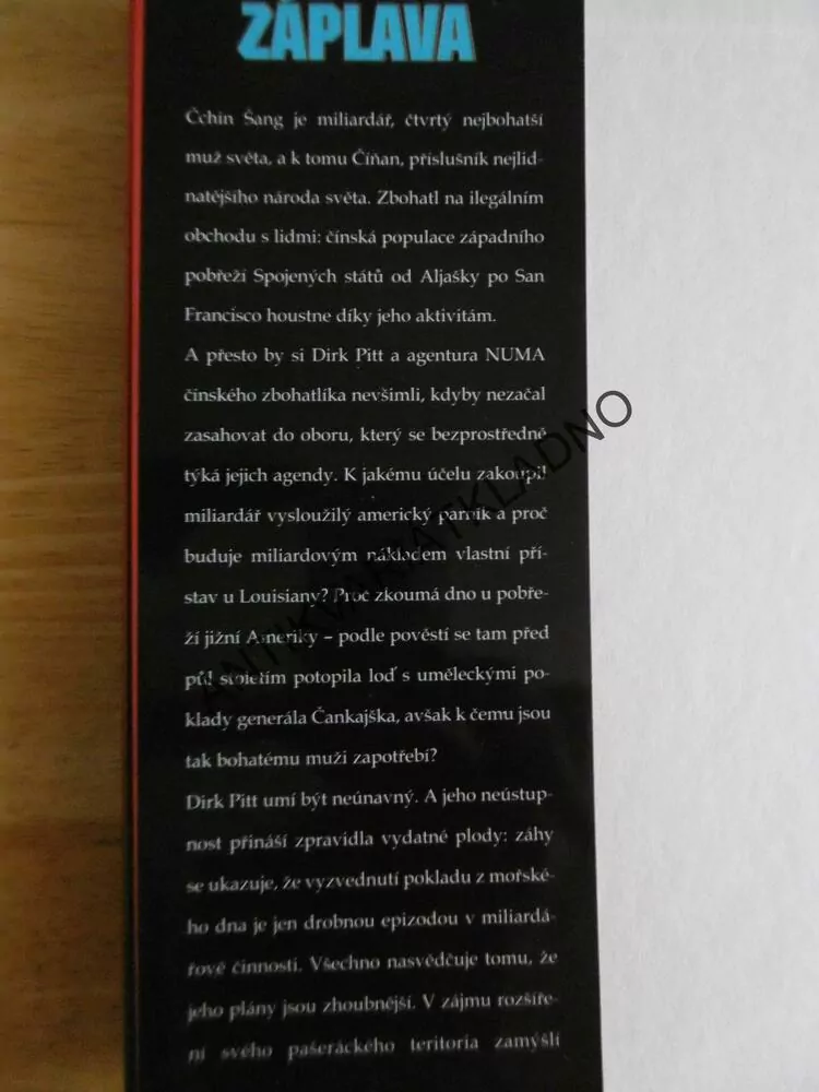 ZÁPLAVA, CLIVE CUSSLER, **an