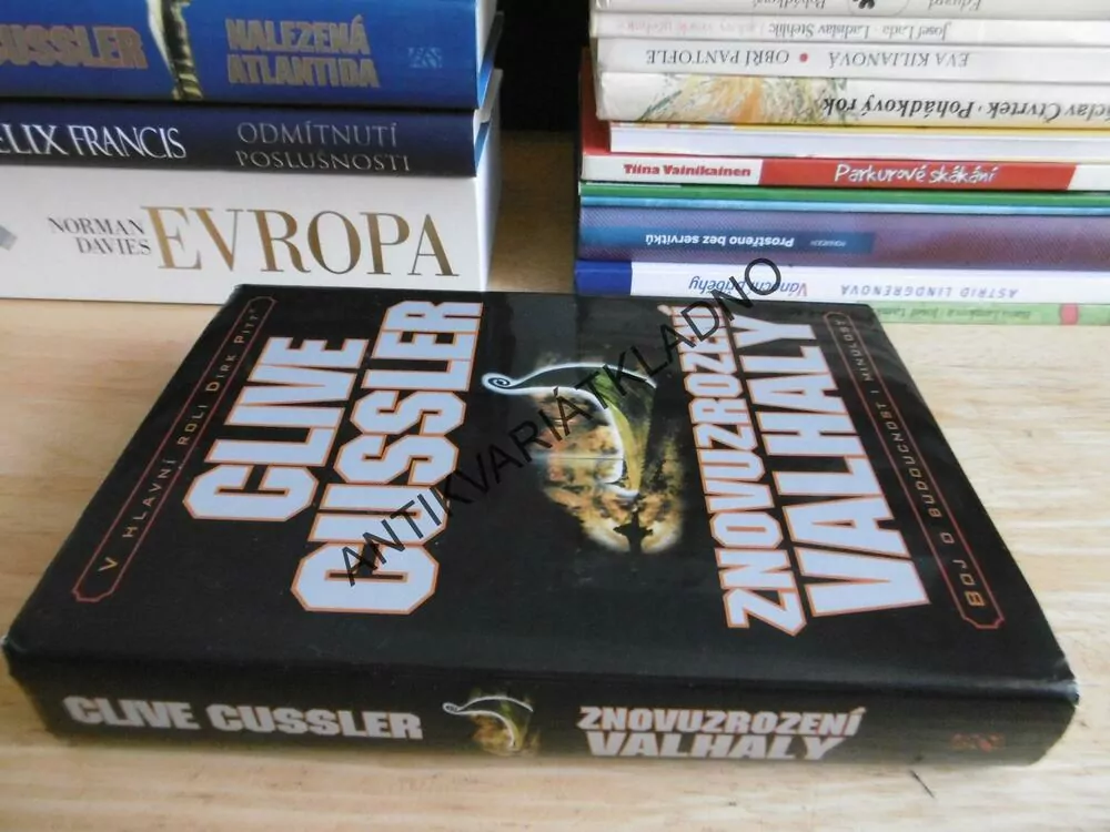 ZNOVUZROZENÍ VALHALY, CLIVE CUSSLER, **an