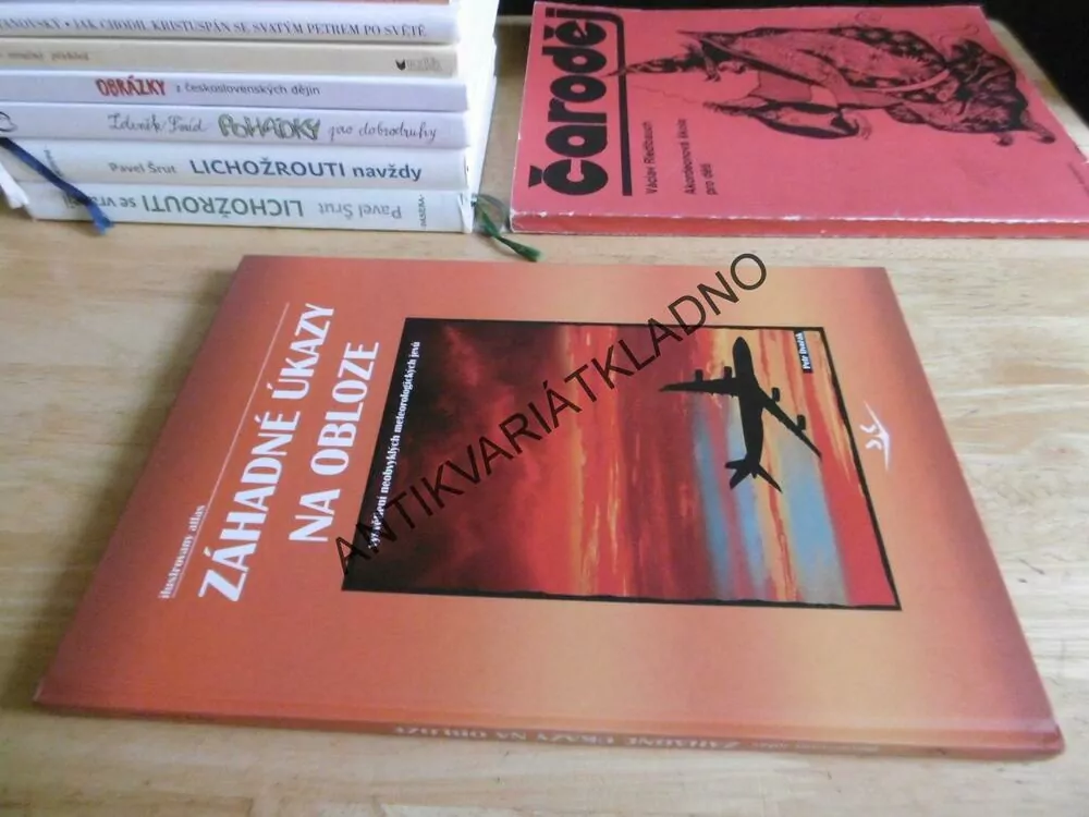 ZÁHADNÉ ÚKAZY NA OBLOZE, ILUSTROVANÝ ATLAS, METEOROLOGIE, **an