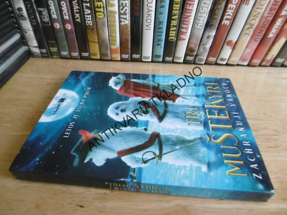 TŘI MUŠKETÝŘI, ZACHRAŇUJÍ VÁNOCE, DVD FILM