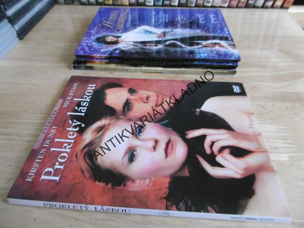 PROKLETÝ LÁSKOU, DVD FILM