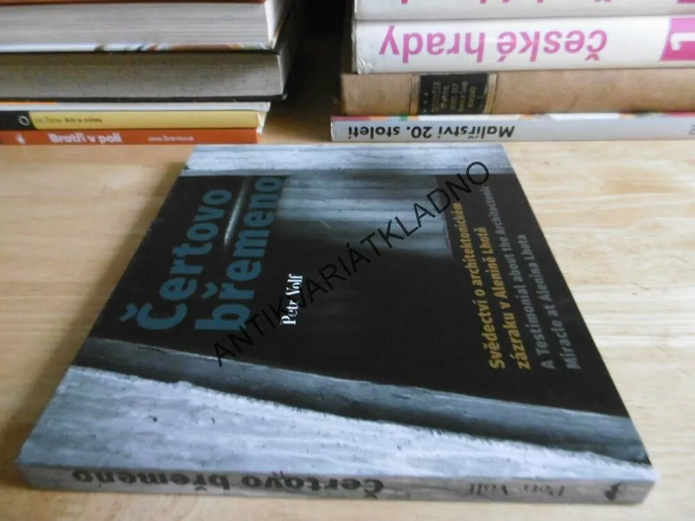 ČERTOVO BŘEMENO, PETR VOLF, ARCHITEKTURA, ČESKY a ANGLICKY, **an