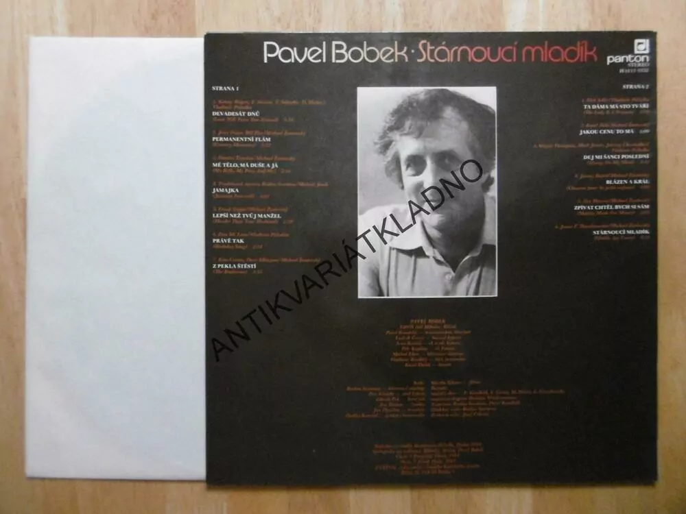 STÁRNOUCÍ MLADÍK, PAVEL BOBEK