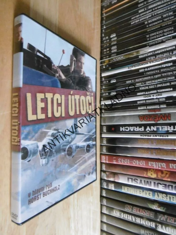 LETCI ÚTOČÍ, HORST BUCHOLZ, DVD FILM 