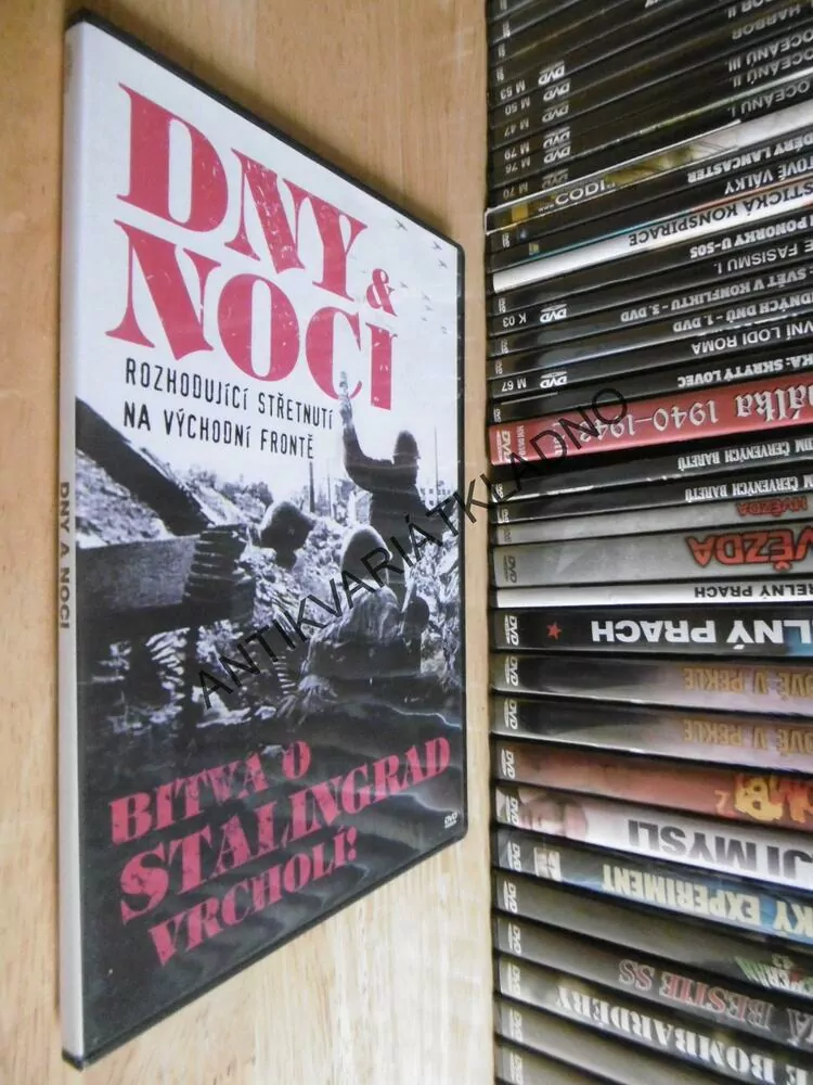 DNY A NOCI, BITVA O STALINGRAD VRCHOLÍ!, DVD FILM