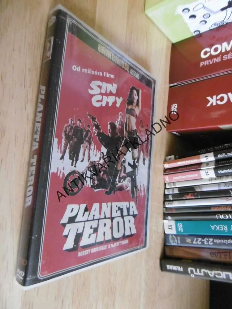 SIN CITY, PLANETA TEROR, DVD FILM