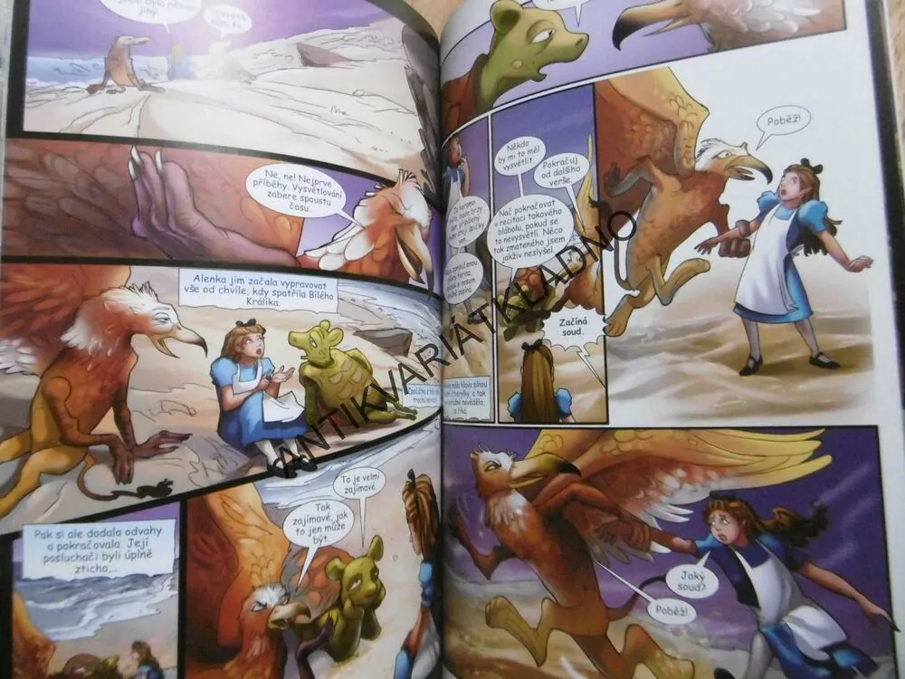 ALENKA V ŘÍŠI DIVŮ, LEWIS CARROLL, KOMIKS