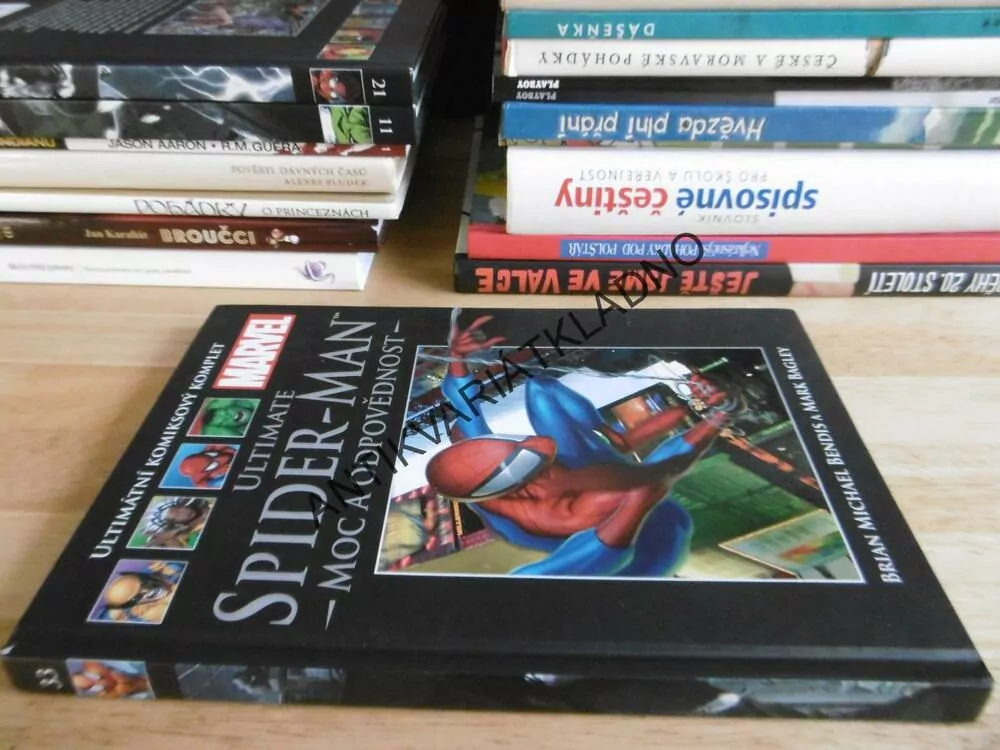 ULTIMATE SPIDER-MAN, MOC A ODPOVĚDNOST, KOMIKS MARVEL 33.