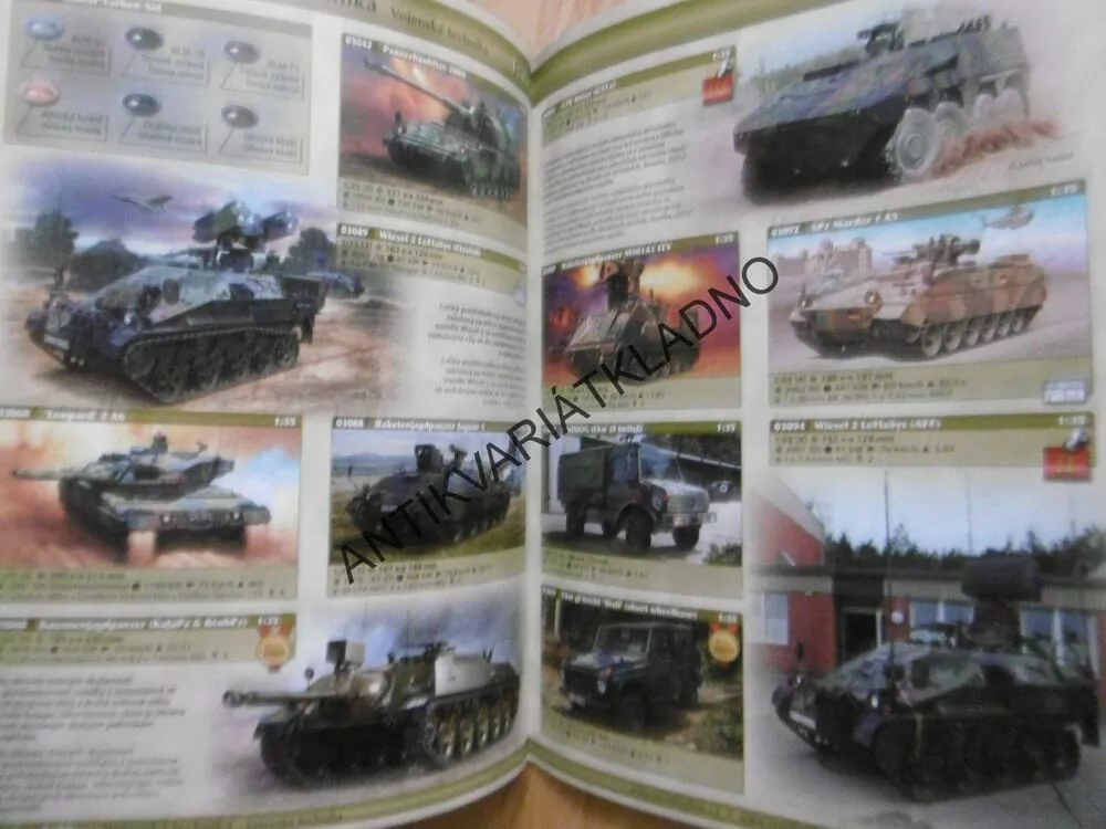 REVELL, MODEL KATALOG, CZ, SK, 2011, SPECIÁLNÍ EDICE