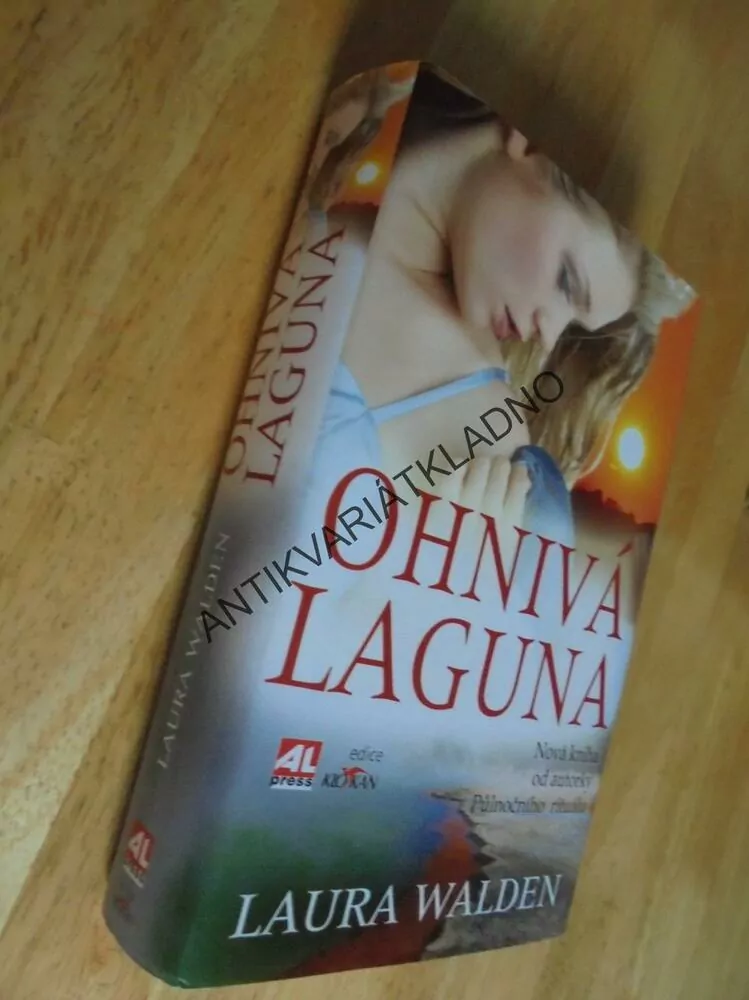 OHNIVÁ LAGUNA, LAURA WALDEN,