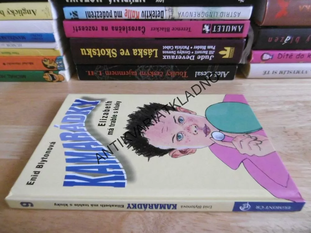 KAMARÁDKY, ELIZABETH MÁ TRABLE S KLUKY, ENID BLYTONOVÁ,