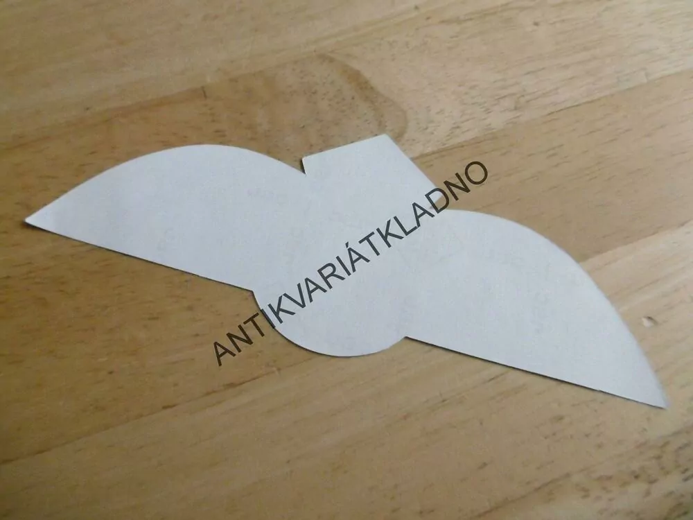 SAMOLEPKA STARÉ RETRO - 1 KS, RAF, LETECTVÍ, 