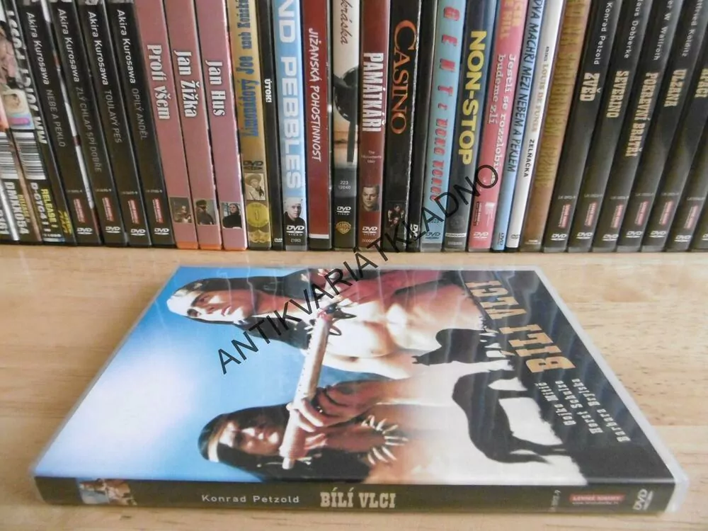 BÍLÍ VLCI, DVD FILM
