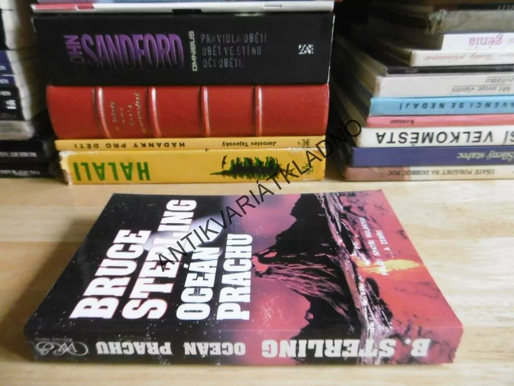 OCEÁN PRACHU, BRUCE STRELING, **an 