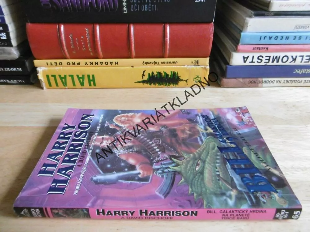 BILL, GALAKTICKÝ HRDINA, NA PLANETĚ TISÍCE BARŮ , HARRY HARRISON