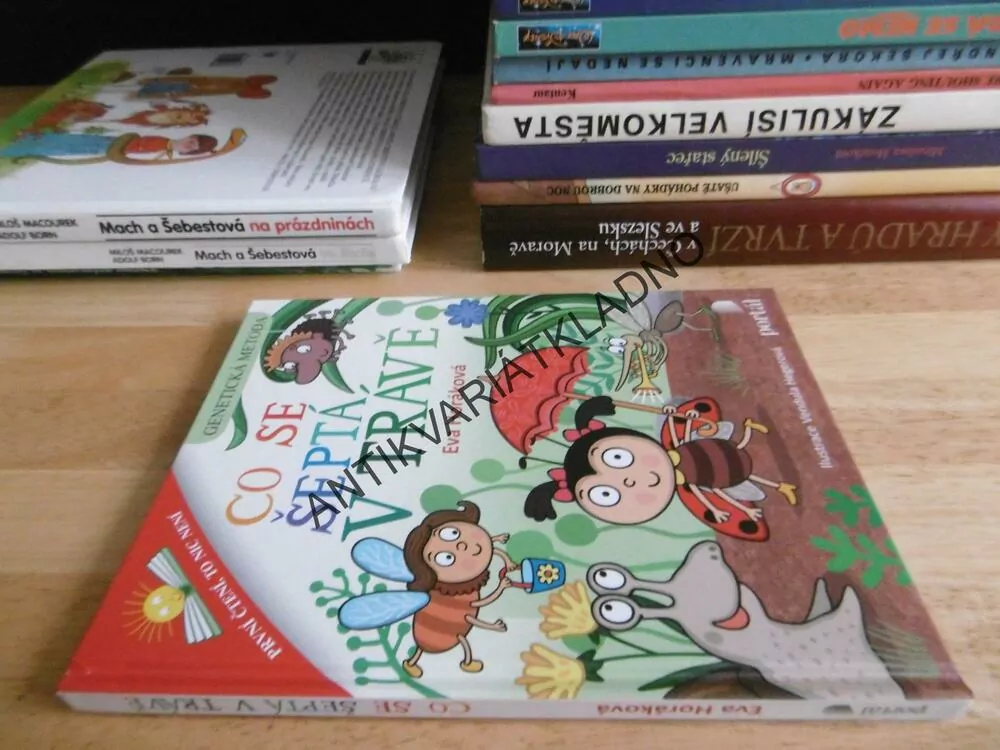 CO SE ŠEPTÁ V TRÁVĚ, EVA HORÁKOVÁ, HEGEROVÁ, **an