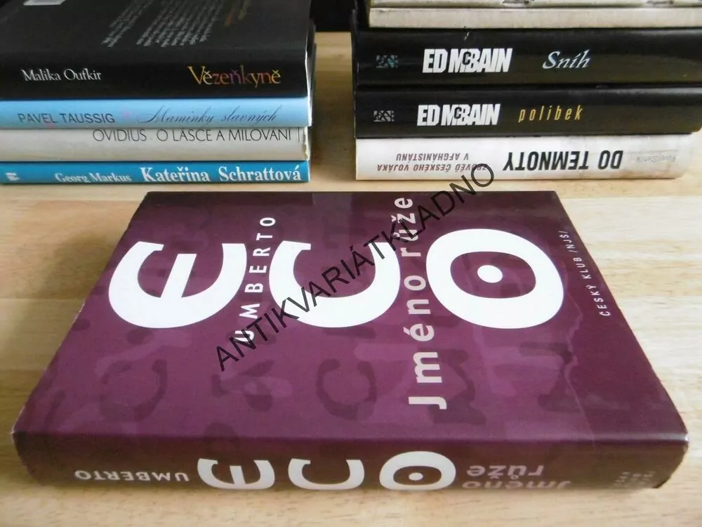 JMÉNO RŮŽE, UMBERTO ECO, **an
