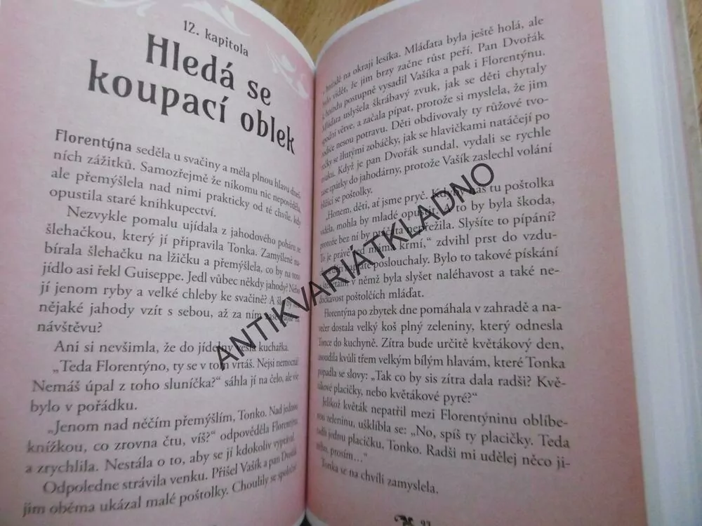 FLORENTÝNA A KOUZELNÁ KNIHA, IVA GECKOVÁ, **an
