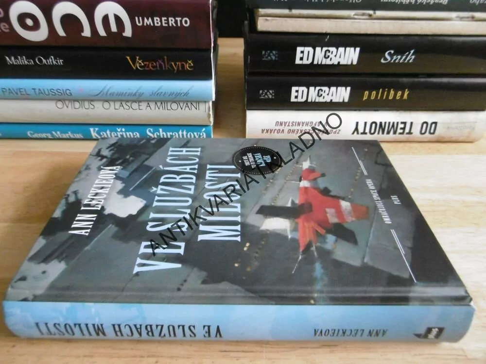 VE SLUŽBÁCH MILOSTI, ANN LECKIEOVÁ, **an