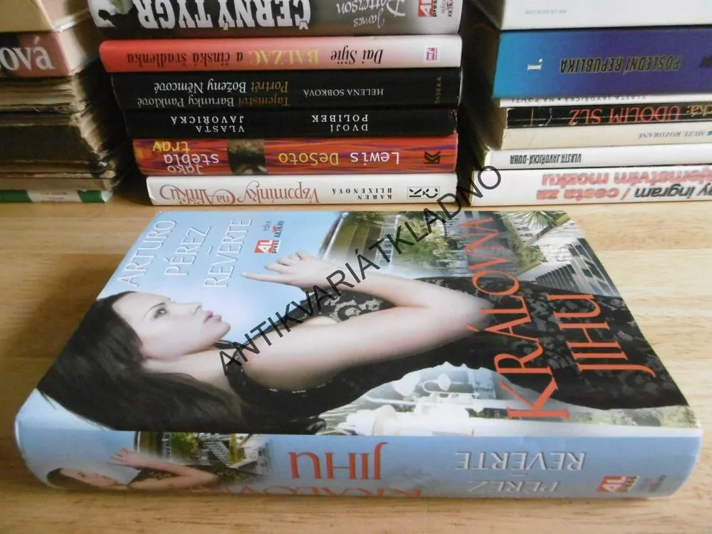 KRÁLOVNA JIHU, ARTURO PÉREZ REVÉRTE, **an