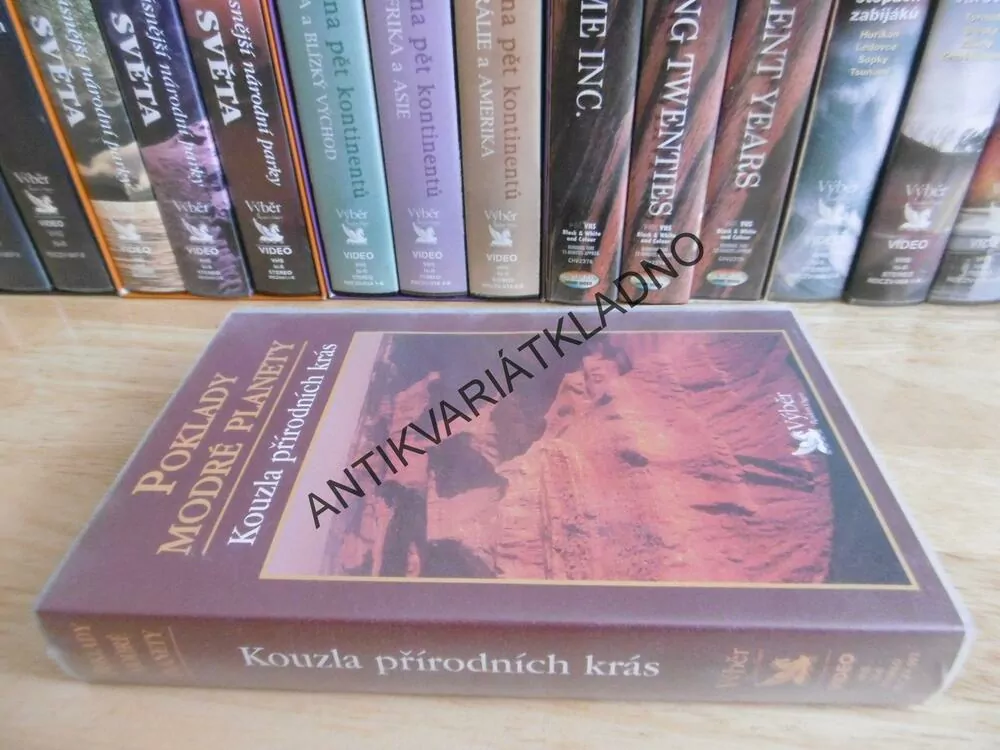POKLADY MODRÉ PLANETY, KOUZLA PŘÍRODNÍCH KRÁS, VHS