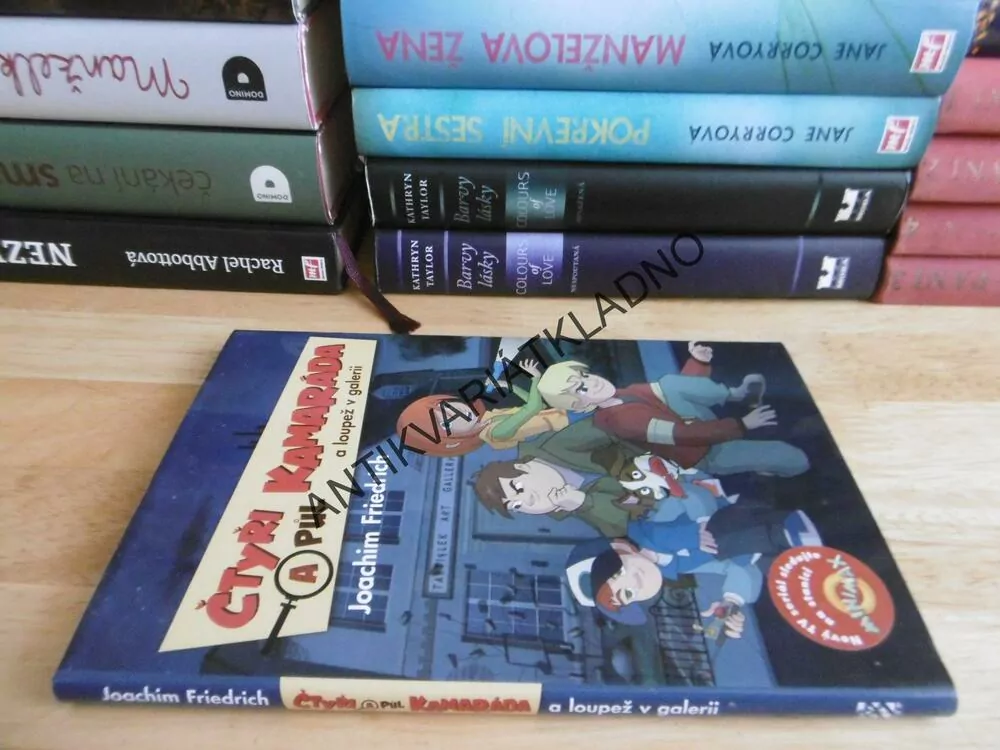 ČTYŘI A PŮL KAMARÁDA A LOUPEŽ V GALERII, JOACHIM FRIEDRICH, PÁV, **an