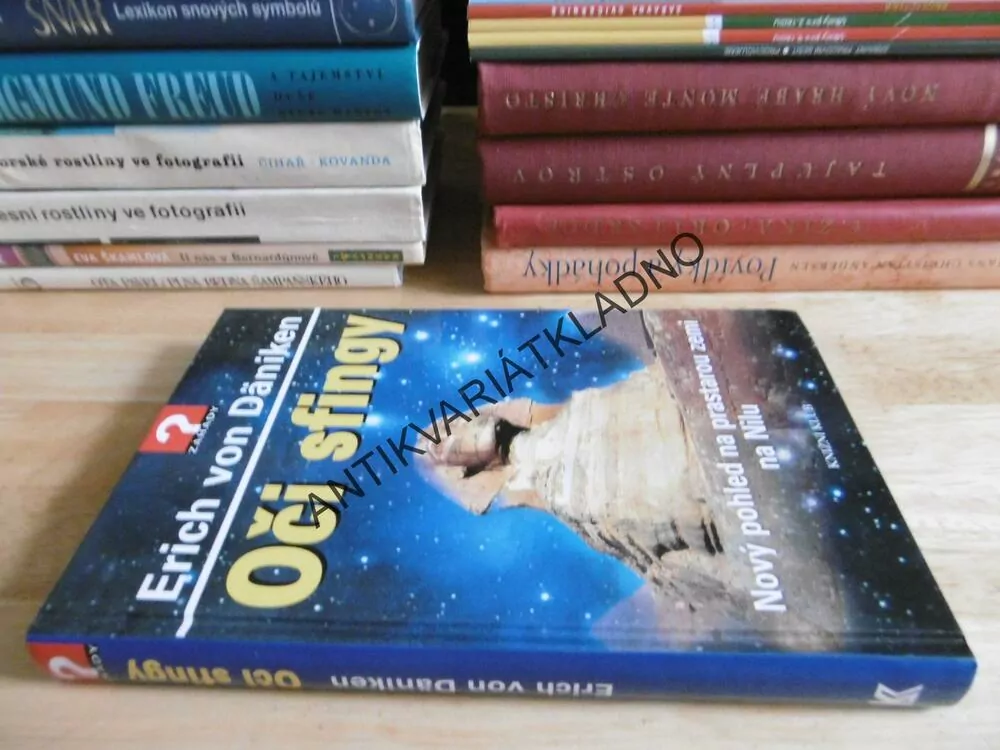 OČI SFINGY, ERICH VON DÄNIKEN, **an